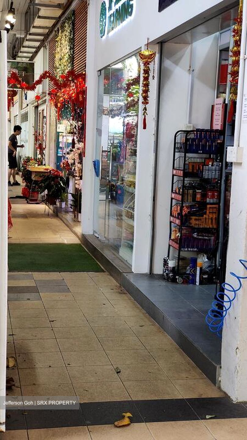 Bedok Reservoir Road (D16), Shop House #524707891